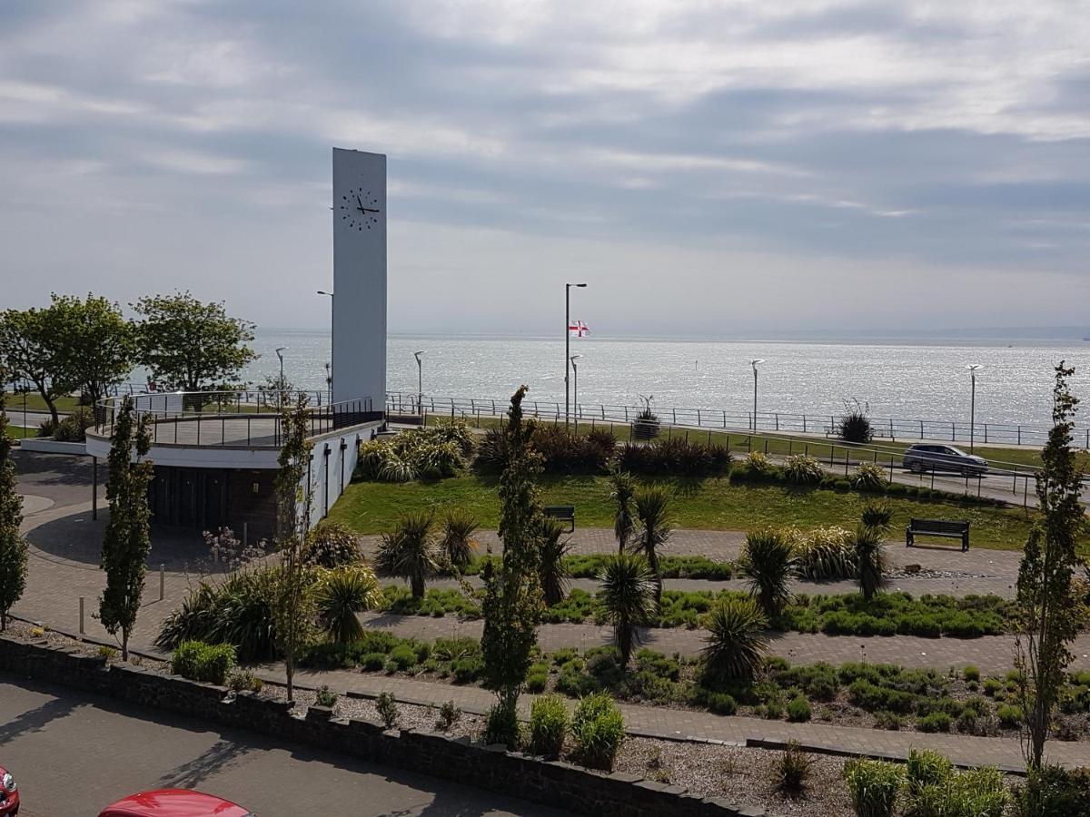 Walter'S Place Carrickfergus Kültér fotó